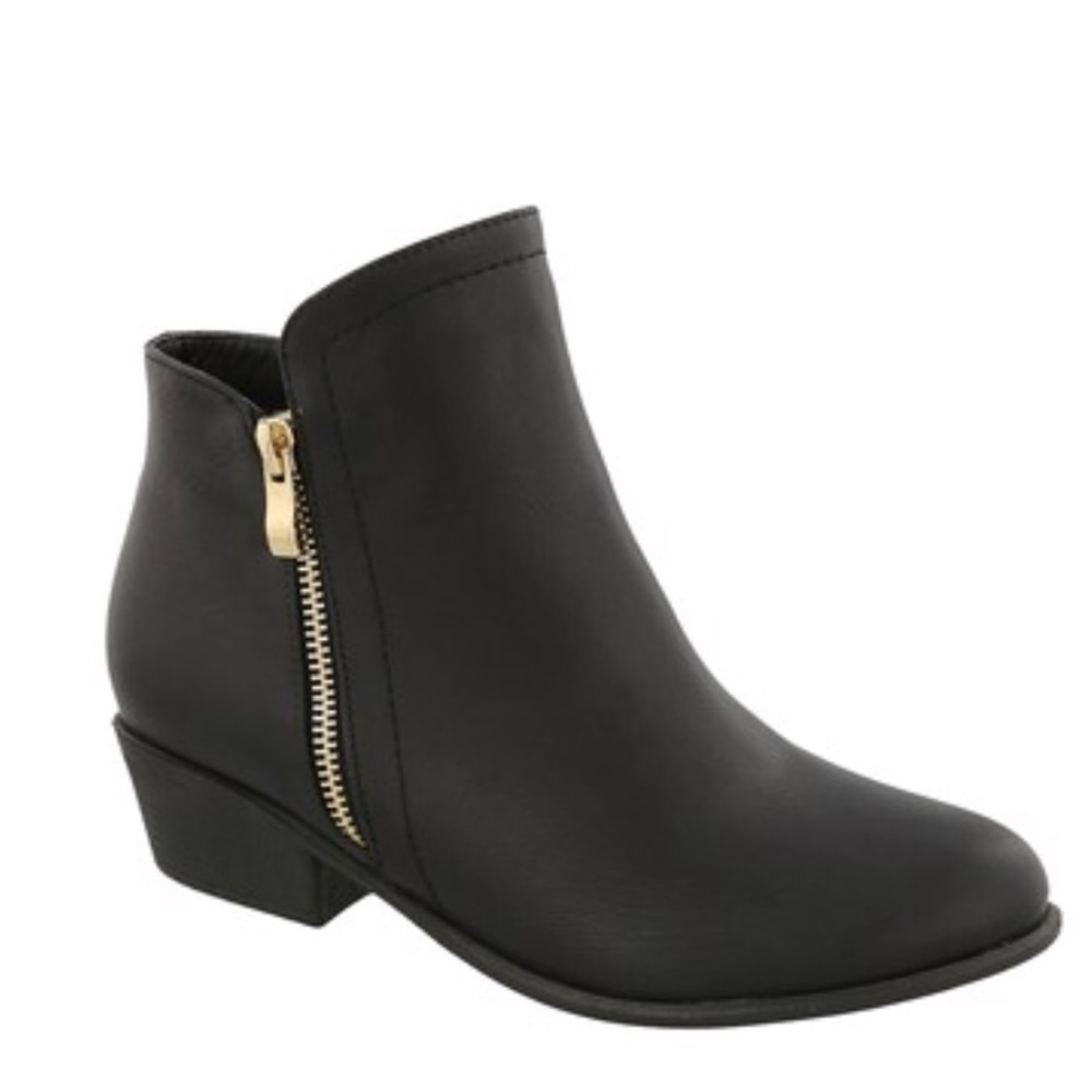 Ankle Bootie Zipper Details - Picture 4 of 4